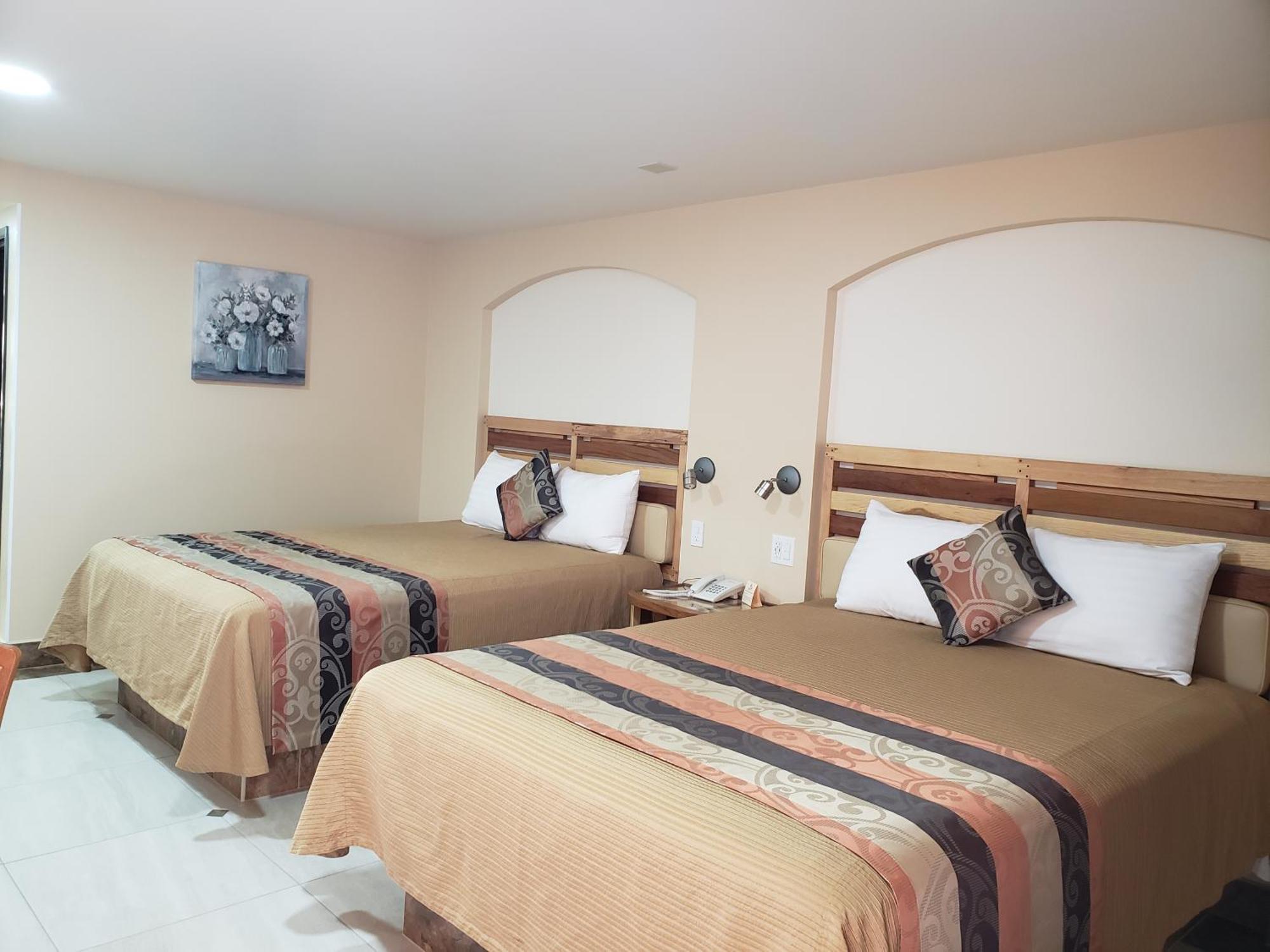 Hotel La De Zaragoza 3*